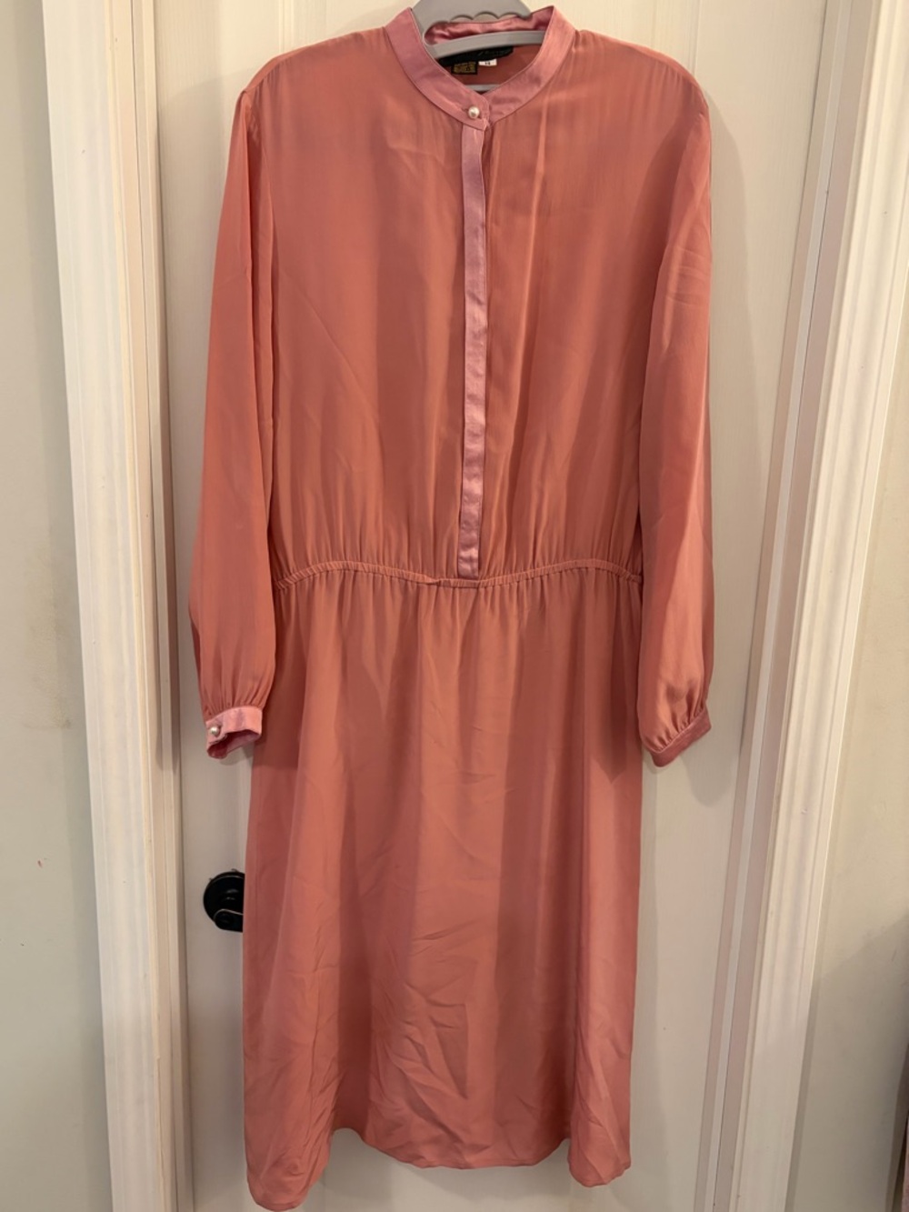 Danielle Phillipe Dusty Rose Long Sleeve Button-Front Midi Dress 100% silk